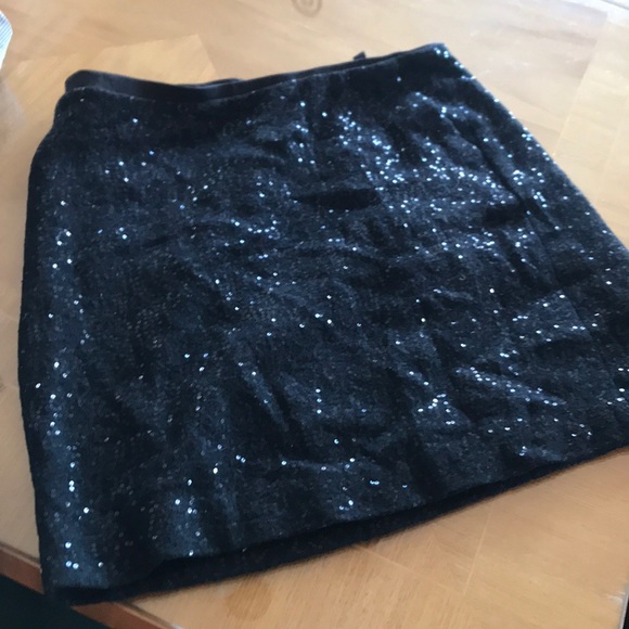 Sequin Ann Taylor skirt with pockets - Picture 2 of 2